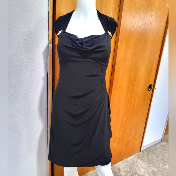 sequin cocktail & party dresses Short Formal Dress by La Femme AU Size | UK Size:28 F/W25 Editorial What should guys wear